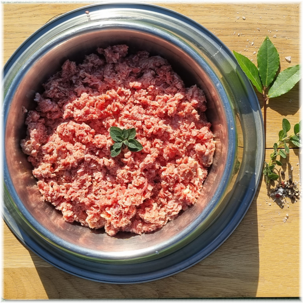 DoggyChef | Raw Duck Mince | Raw Cat Food | Raw Dog Food | Biologically Species Appropriate Raw Food for Cats and Dogs